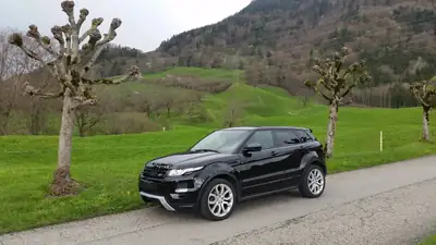 Land Rover Range Rover Evoque 2.0 Si4 Dynamic — Luxe compact 4x4, 54'000 km seulement — Seitenansicht