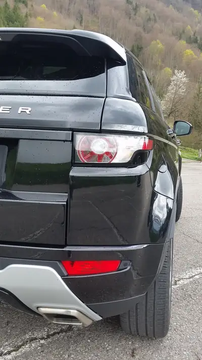 Land Rover Range Rover Evoque 2.0 Si4 Dynamic — Luxe compact 4x4, 54'000 km seulement — Miniatur 9