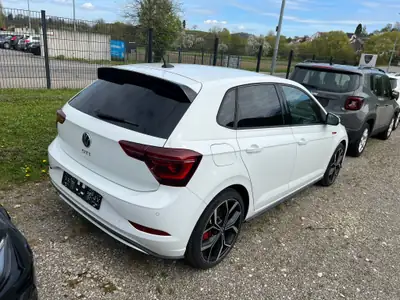 VW Polo 2.0 TSI GTI DSG — Sportive compacte 207 ch, quasi neuve à 1 km — fianco