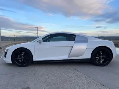 Audi R8 Coupé 4.2 V8 420 ch — Supercar mythique, boîte manuelle rare, état impeccable — fianco