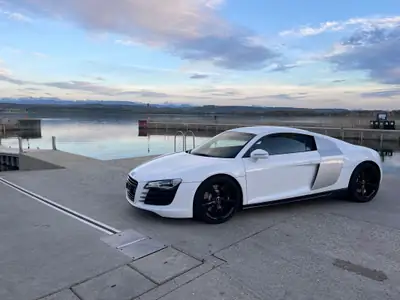 Audi R8 Coupé 4.2 V8 420 ch — Supercar mythique, boîte manuelle rare, état impeccable — vista esterna