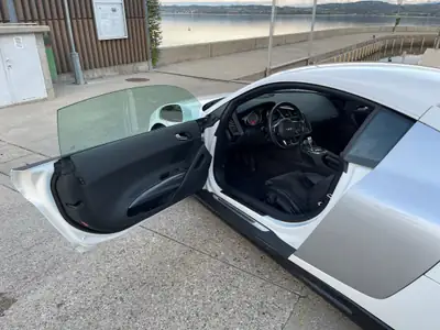 Audi R8 Coupé 4.2 V8 420 ch — Supercar mythique, boîte manuelle rare, état impeccable — Miniatura 8