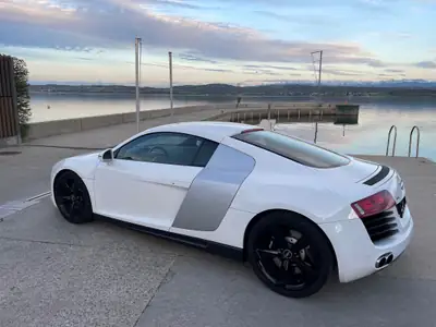 Audi R8 Coupé 4.2 V8 420 ch — Supercar mythique, boîte manuelle rare, état impeccable — Miniatura 7