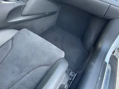 Audi R8 Coupé 4.2 V8 420 ch — Supercar mythique, boîte manuelle rare, état impeccable — Miniatura 13