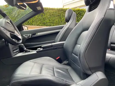 Mercedes-Benz E 350 Cabriolet — Élégance décapotable, 306 ch et consommation maîtrisée — Miniature 10