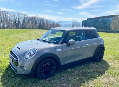 MINI Cooper S Steptronic — Sportivité britannique et efficacité énergétique — vue extérieure