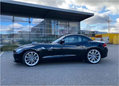BMW Z4 sDrive35i — Cabriolet sportif 306 ch, transmission DKG, entretien impeccable — Außenansicht