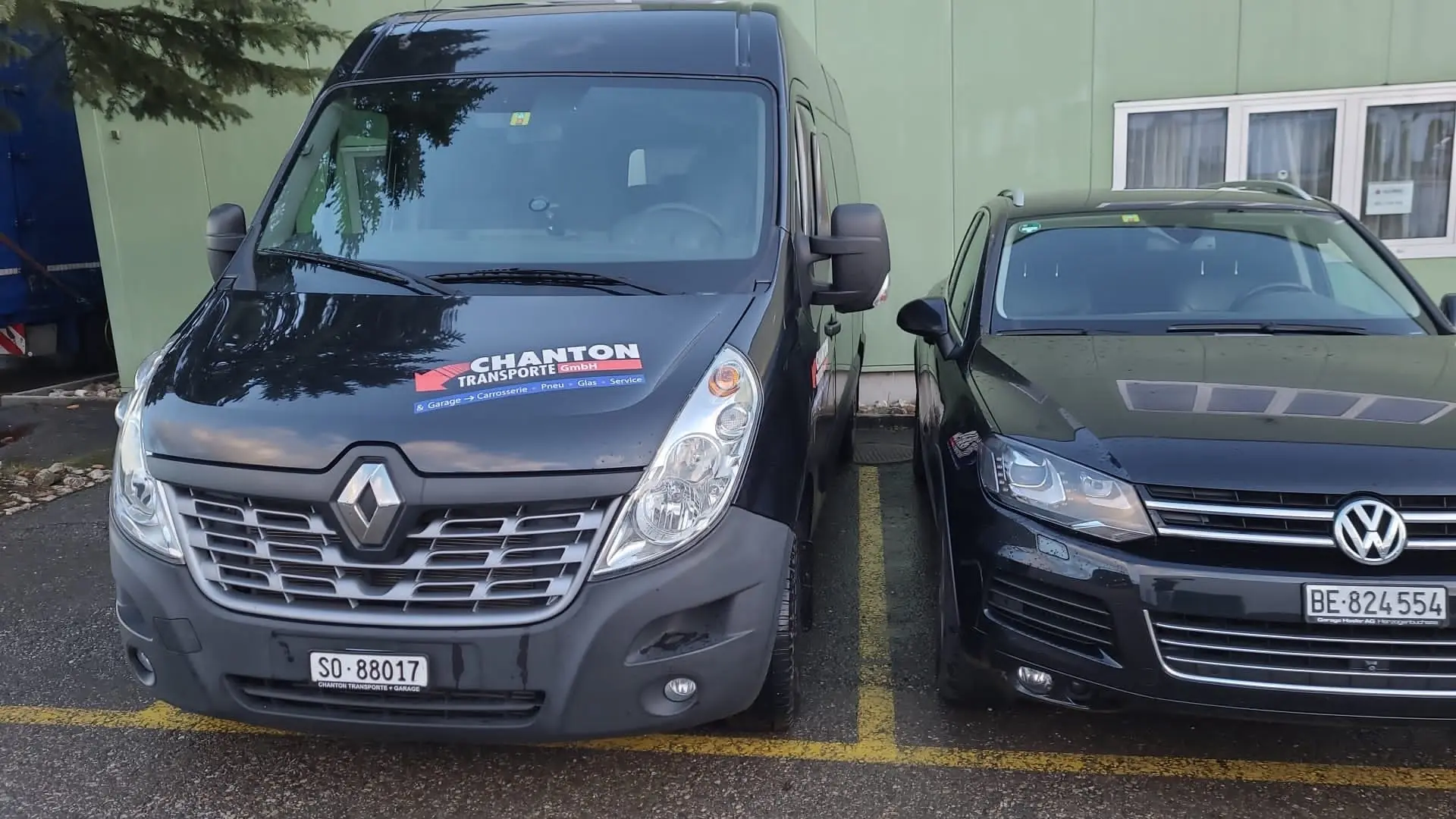 Renault Master Limousine Spezial — Minibus 9 places diesel, kilométrage modéré — vista esterna
