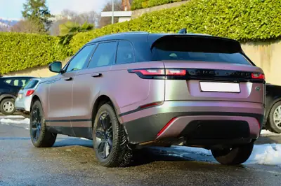 Range Rover Velar P 250 — SUV Premium 2020, 50'000 km, Design Signature — rear view