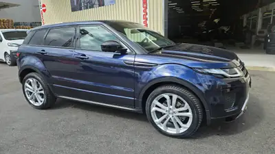 Land Rover Range Rover Evoque 2.0 TD4 SE Dynamic — SUV compact diesel, 87'000 km, sans sinistre — exterior view