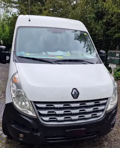 Renault Master T35 2.3 dCi — Fourgon utilitaire spacieux, révisions majeures effectuées — vista esterna