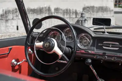 Alfa Romeo Giulietta Spider 1959 — Cabriolet mythique, état d'origine exceptionnel — Detail