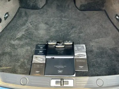 Bentley Continental GTC 6.0 — Cabriolet de prestige, moteur 560 ch, seulement 25 800 km — Miniatura 16