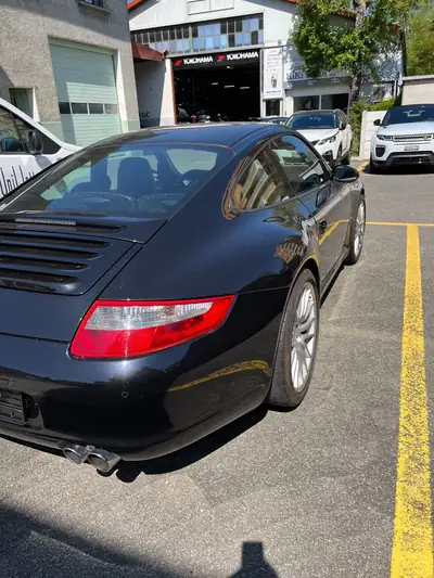 Porsche 911 Carrera 4S 2007 — Coupé sportif légendaire, 385 cv et transmission manuelle — tableau de bord