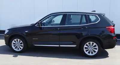 BMW X3 xDrive 30d xLine — SUV diesel performant, état impeccable, historique sans sinistre — Heckansicht