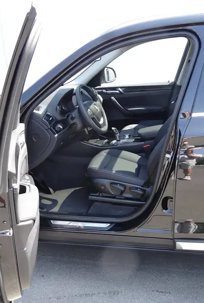 BMW X3 xDrive 30d xLine — SUV diesel performant, état impeccable, historique sans sinistre — Miniatur 8