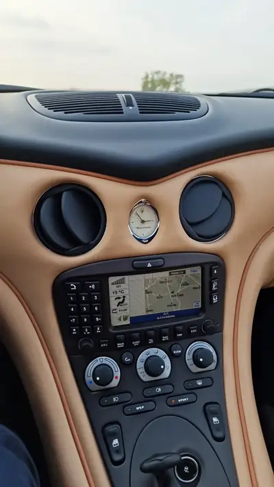 Maserati Spyder GT 2004 — Cabriolet italien 390 ch, faible kilométrage — Miniature 8