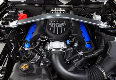 Ford Mustang Boss 302 — Muscle car légendaire, 450 ch et 50 000 km — interior