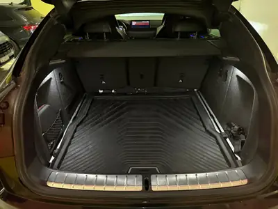 BMW X4 M40i Mild-Hybrid — SUV coupé sportif, 360 ch et service gratuit jusqu'à 100'000 km — Miniatur 12