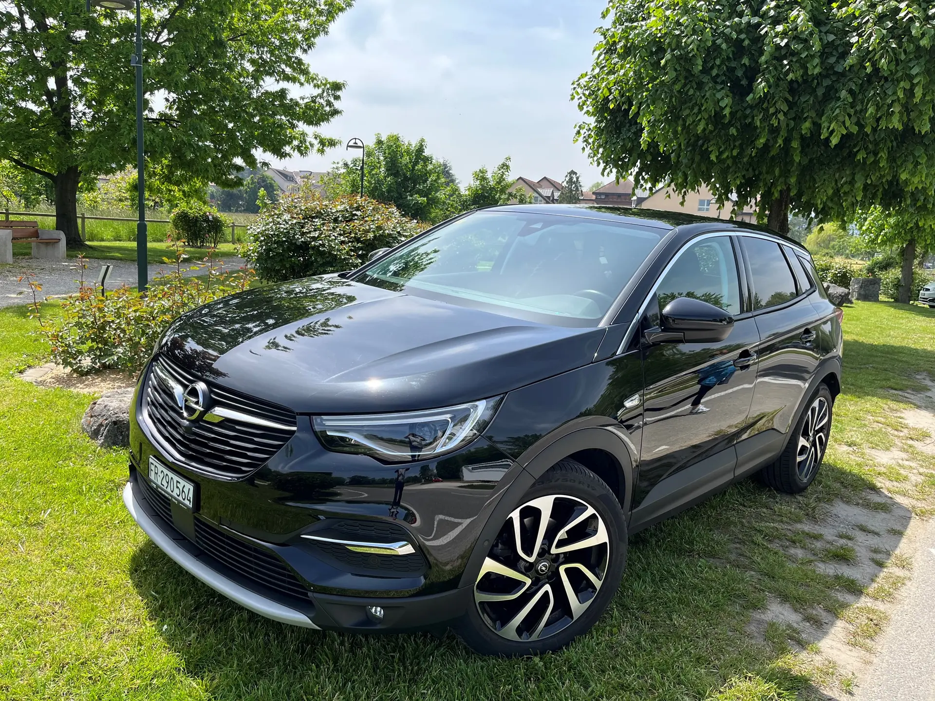 Opel Grandland X 1.5 CDTi Ultimate — SUV diesel automatique, 101 000 km, sans sinistre