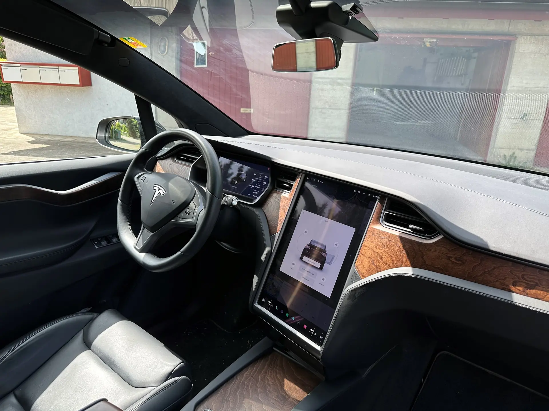 Tesla Model X 2020 occasion Seuzach — 3