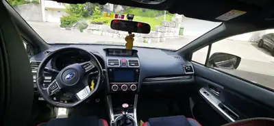 Subaru WRX STI Sport S 2.5 Turbo 4WD — Berline sportive haute performance, entretien impeccable — cruscotto