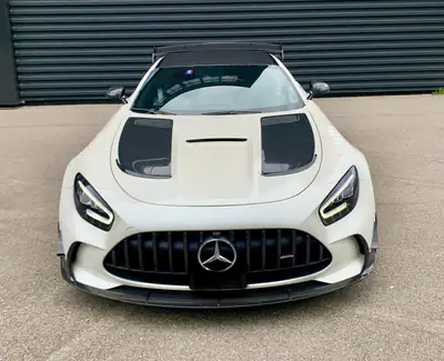 Mercedes-AMG GT Black Series 2021 — Coupé sport ultime, 3500 km seulement — side view