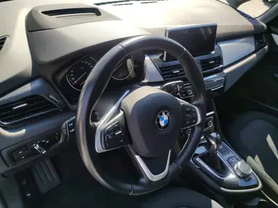 BMW 218 Gran Tourer — Monospace familial diesel, 150 ch, boîte auto Steptronic — Innenraum