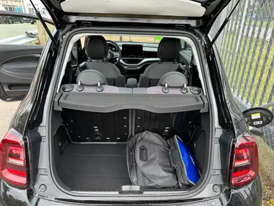 Fiat 500 Electric 87 kW Icon — Citadine électrique compacte, 32'000 km seulement — Miniature 9