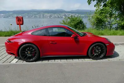 Porsche 911 Carrera 4 GTS PDK — Sportive légendaire, 450 ch et histoire sans sinistre — dettaglio