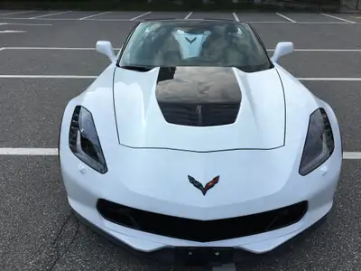 Chevrolet Corvette Convertible Z06 — Légendaire muscle car américain, 660 ch, très peu kilométré — détail