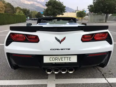 Chevrolet Corvette Convertible Z06 — Légendaire muscle car américain, 660 ch, très peu kilométré — Miniature 7