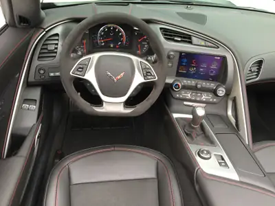 Chevrolet Corvette Convertible Z06 — Légendaire muscle car américain, 660 ch, très peu kilométré — Miniature 11