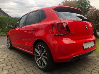VW Polo 1.4 TSI GTI DSG — Sportive compacte, mécanique rénovée, 139 000 km — Heckansicht