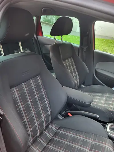 VW Polo 1.4 TSI GTI DSG — Sportive compacte, mécanique rénovée, 139 000 km — Miniatur 9