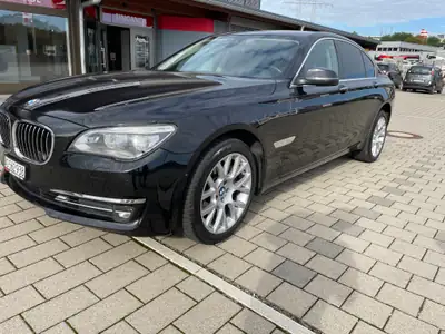 BMW 730d xDrive — Berline de prestige diesel, entretien récent et saine — fianco