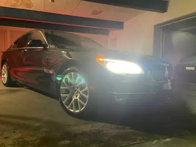 BMW 730d xDrive — Berline de prestige diesel, entretien récent et saine — interni