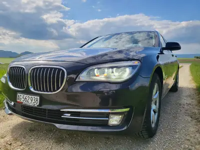 BMW 730d xDrive — Berline de prestige diesel, entretien récent et saine — Miniatura 12