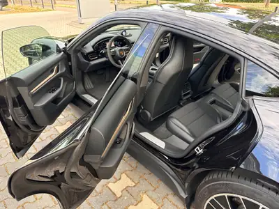 Porsche Taycan 4S — Berline électrique haute performance, 79'000 km seulement — Miniatur 9