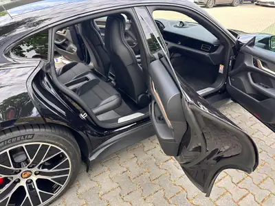 Porsche Taycan 4S — Berline électrique haute performance, 79'000 km seulement — Miniatur 11