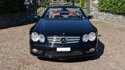 Mercedes-Benz SL 500 — Cabriolet luxe V8, Facelift AMG et 127'000 km — Seitenansicht