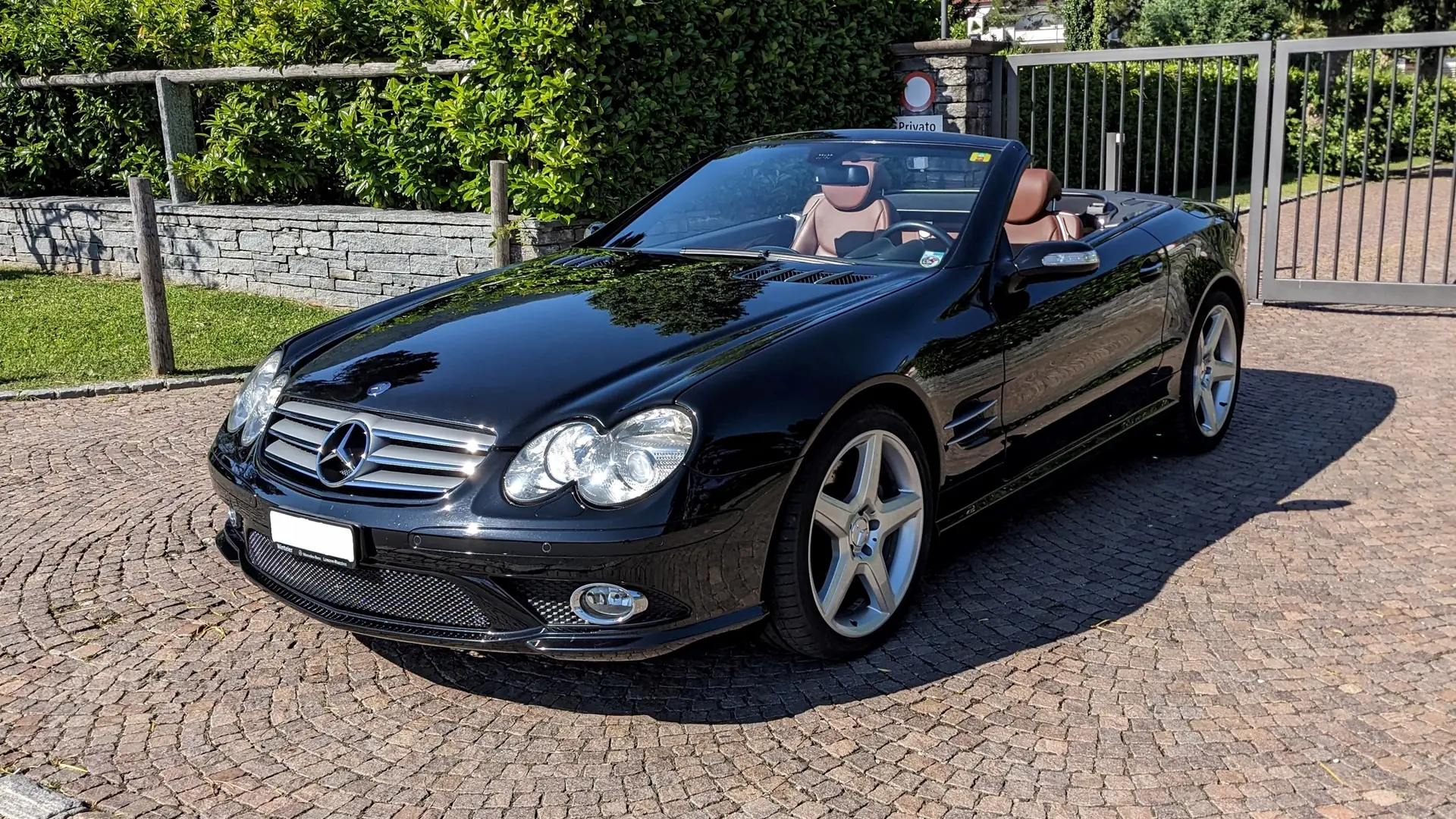 Mercedes-Benz SL 500 — Cabriolet luxe V8, Facelift AMG et 127'000 km