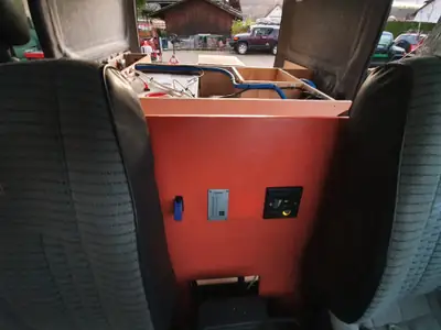 Toyota Land Cruiser HJ 61 Station GX — Légende tout-terrain diesel, moteur révisé, prêt pour l'aventure — Miniature 9
