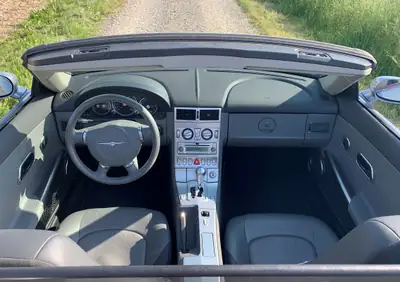 Chrysler Crossfire 3.2 V6 Roadster — Cabriolet sportif sans compromis, 118'000 km — cruscotto
