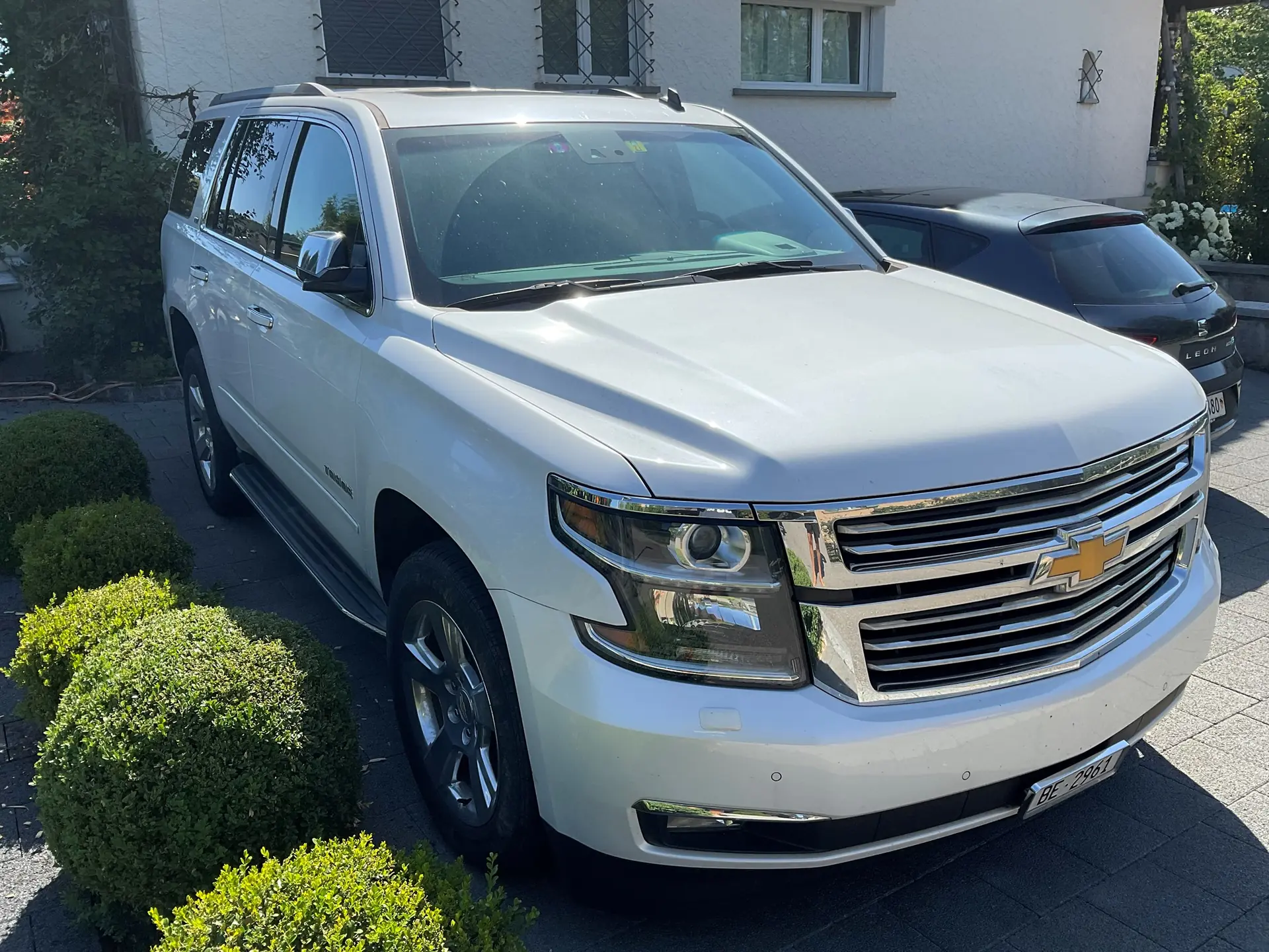 Chevrolet Tahoe LTZ — SUV 7 places, 360 ch, kilométrage quasi neuf — vue extérieure