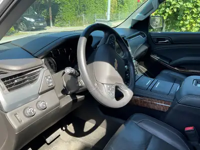 Chevrolet Tahoe LTZ — SUV 7 places, 360 ch, kilométrage quasi neuf — intérieur