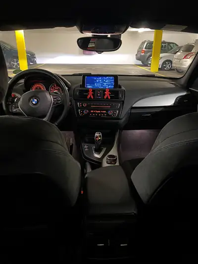 BMW M135i xDrive Steptronic — Berline sportive 320 ch, transmission automatique — detail