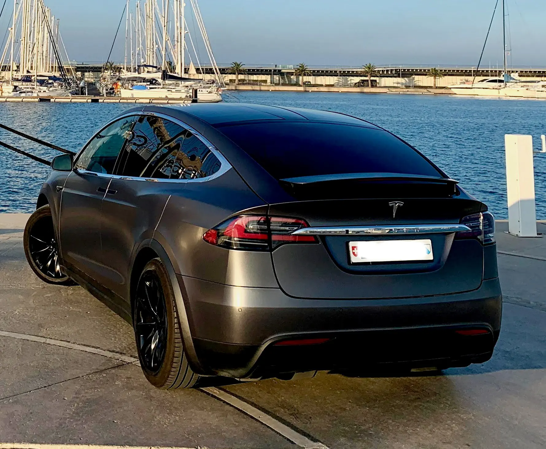 Tesla Model X 2018 occasion Meilen — 2