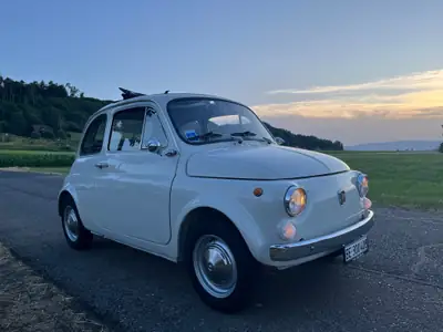 Fiat 500 110 F Berlina 1971 — Icône automobile vintage, 49000 km authentiques — Außenansicht