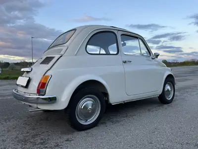 Fiat 500 110 F Berlina 1971 — Icône automobile vintage, 49000 km authentiques — Detail